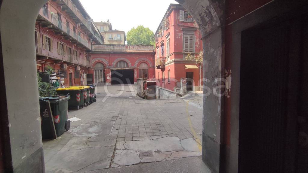 box auto in vendita a Torino in zona Centro Storico