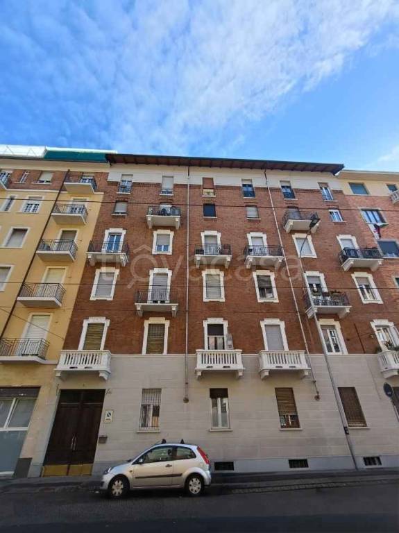 appartamento in vendita a Torino in zona Aurora