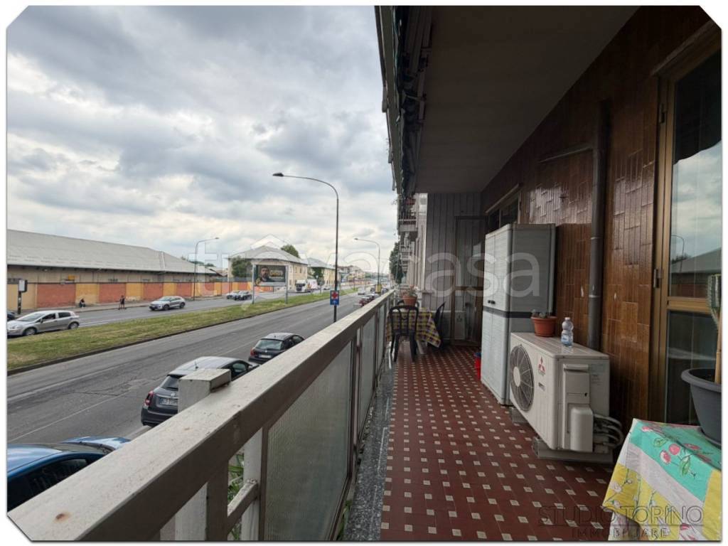 appartamento in vendita a Torino in zona Mirafiori Nord