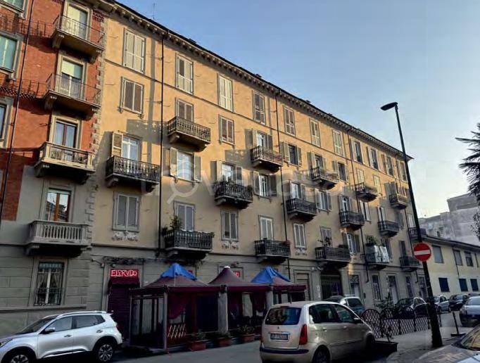 appartamento in vendita a Torino in zona Borgo San Paolo