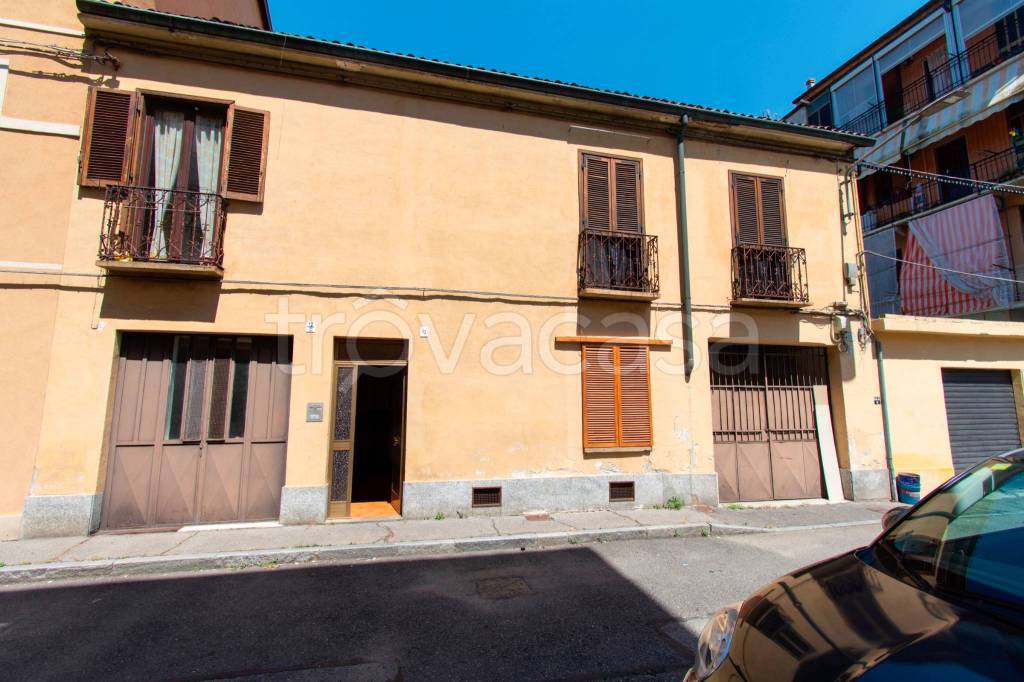 casa indipendente in vendita a Torino in zona Lucento