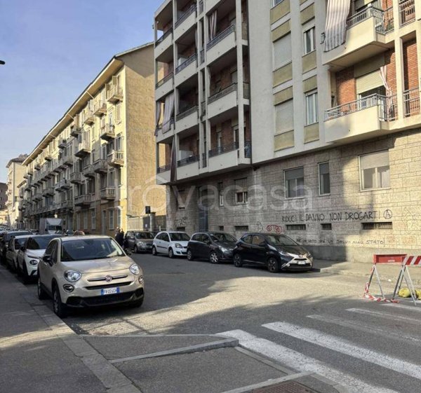 appartamento in vendita a Torino in zona Aurora