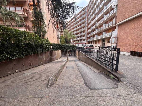 box auto in vendita a Torino in zona Parella