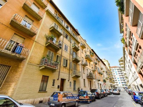 appartamento in vendita a Torino in zona Millefonti