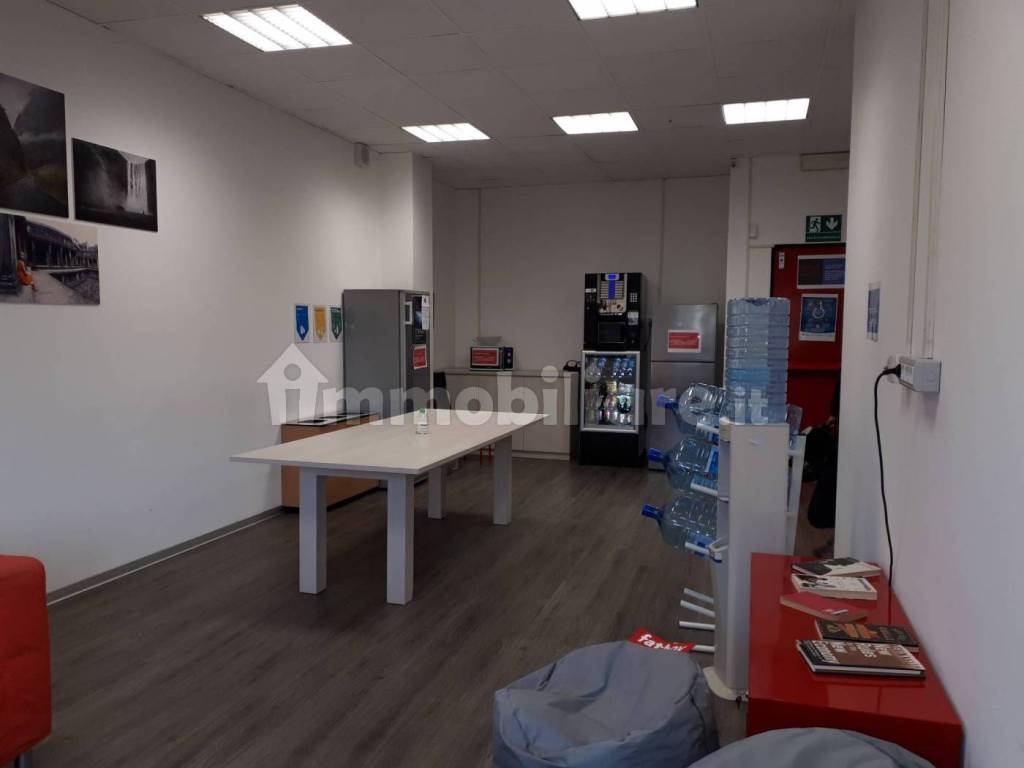 ufficio in vendita a Torino in zona Borgo San Paolo