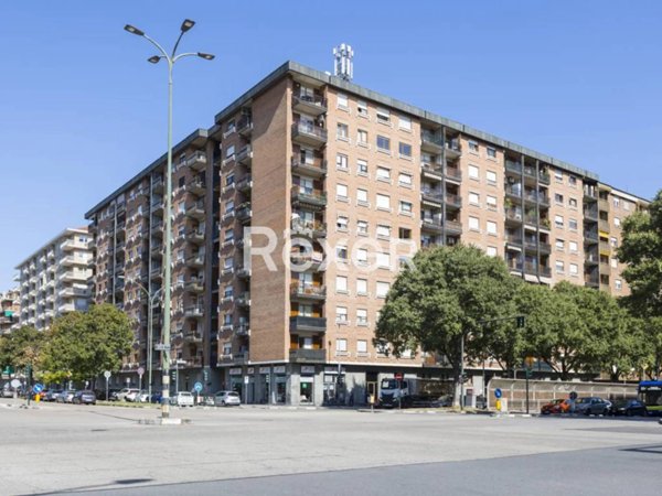 appartamento in vendita a Torino in zona Lingotto