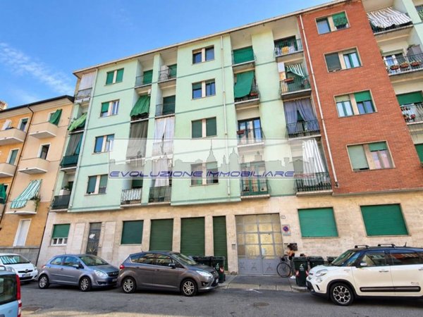 appartamento in vendita a Torino in zona Lingotto