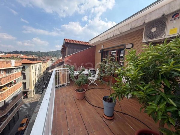 appartamento in vendita a Torino in zona San Salvario