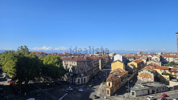 appartamento in vendita a Torino in zona Aurora