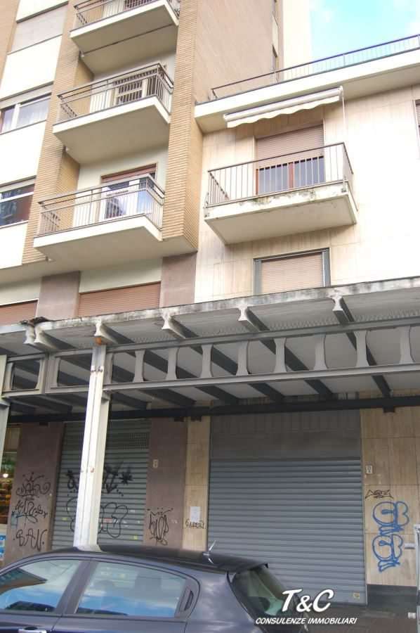 ufficio in vendita a Torino in zona Lingotto
