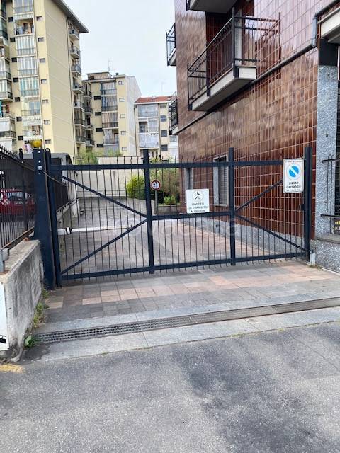 box auto in vendita a Torino in zona Pozzo Strada