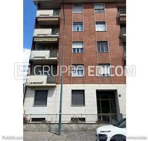 appartamento in vendita a Torino in zona Regio Parco