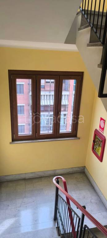 appartamento in vendita a Torino in zona Mirafiori Nord