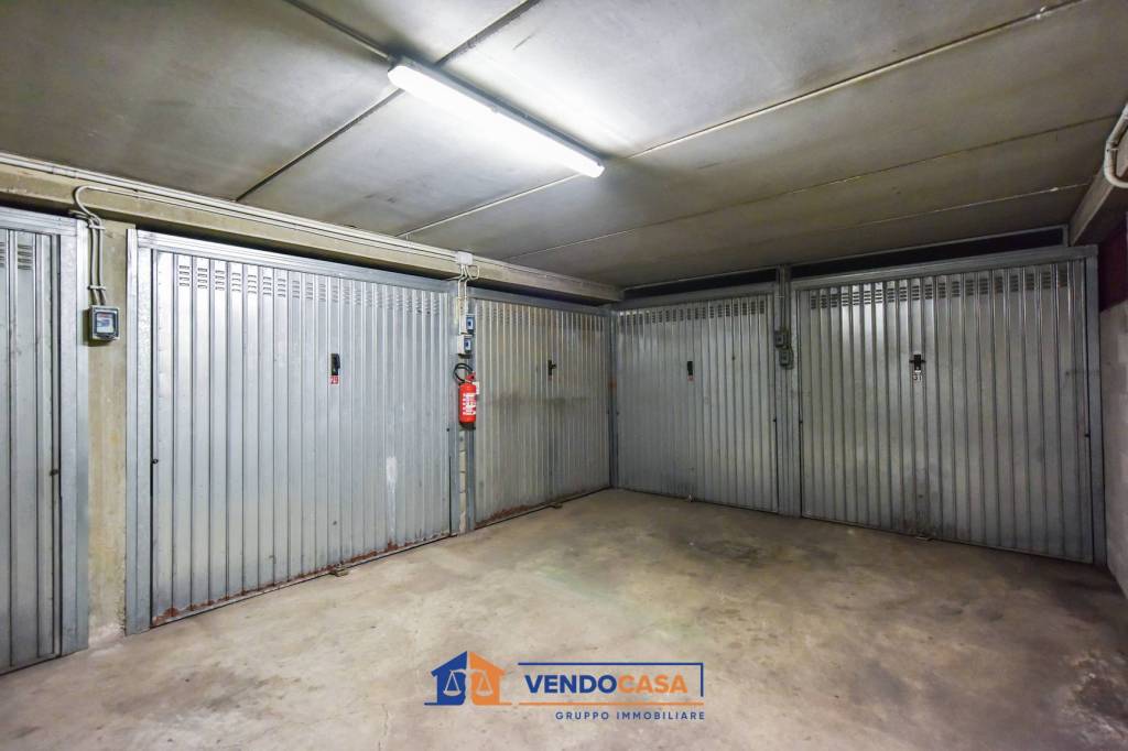 box auto in vendita a Torino in zona Lucento