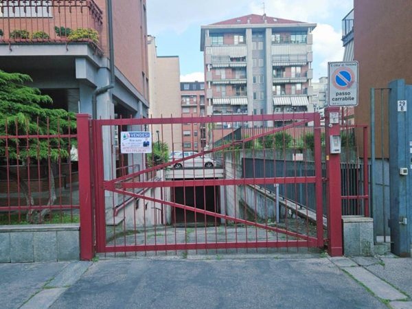 box auto in vendita a Torino in zona Lingotto