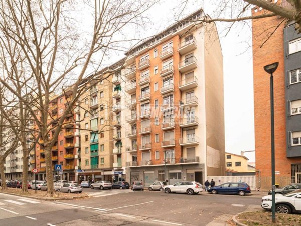 appartamento in vendita a Torino in zona Regio Parco