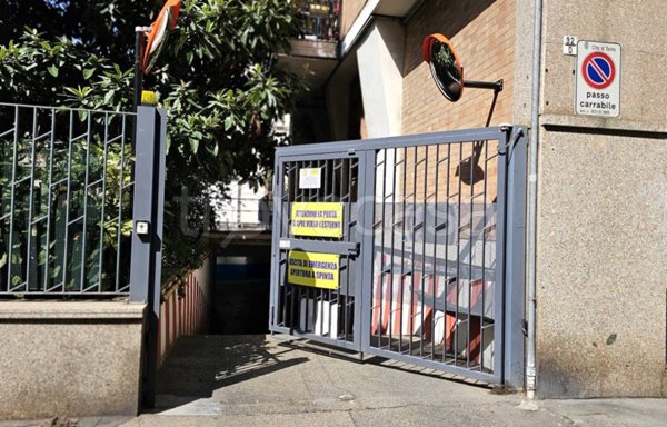 box auto in vendita a Torino in zona Cit Turin