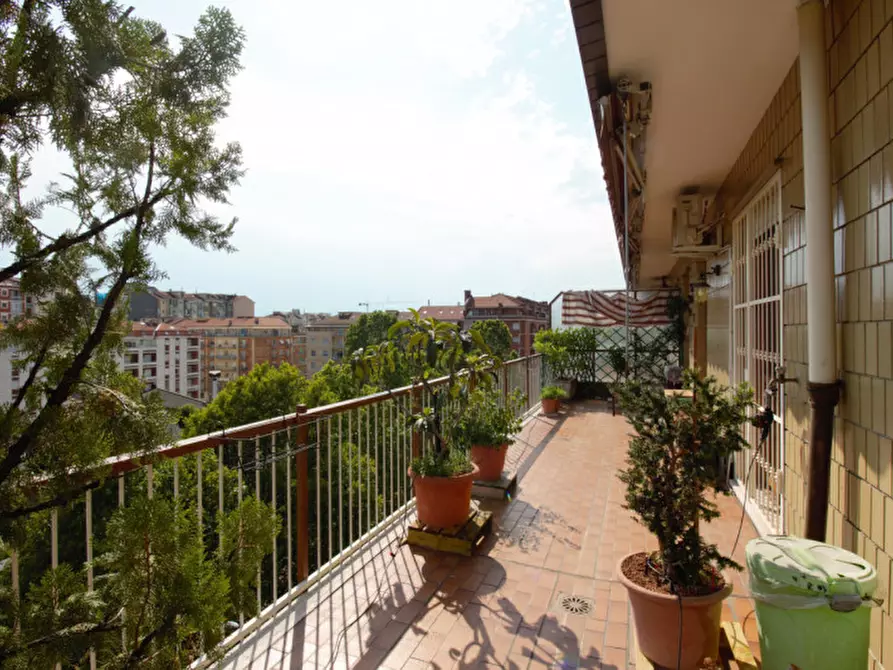 appartamento in vendita a Torino in zona Lingotto