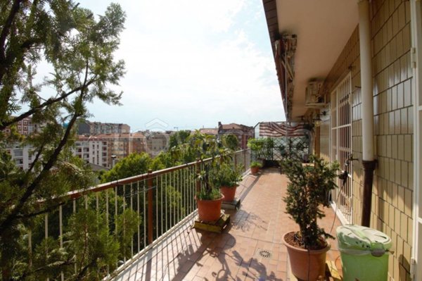 appartamento in vendita a Torino in zona Lingotto