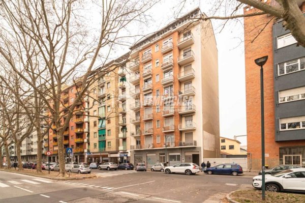 appartamento in vendita a Torino in zona Regio Parco