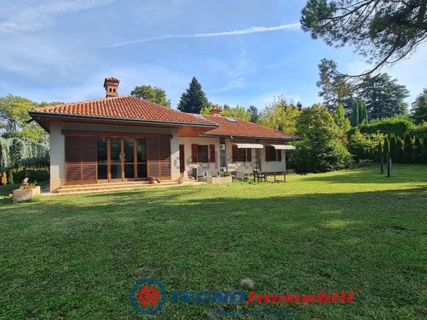 casa indipendente in vendita a Torino in zona Val Salice
