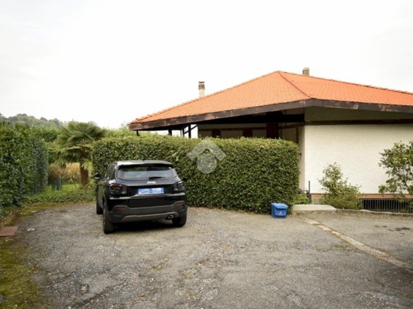 casa indipendente in vendita a Torino in zona Val Salice