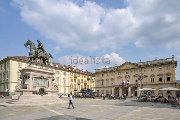 ufficio in vendita a Torino in zona Centro Storico