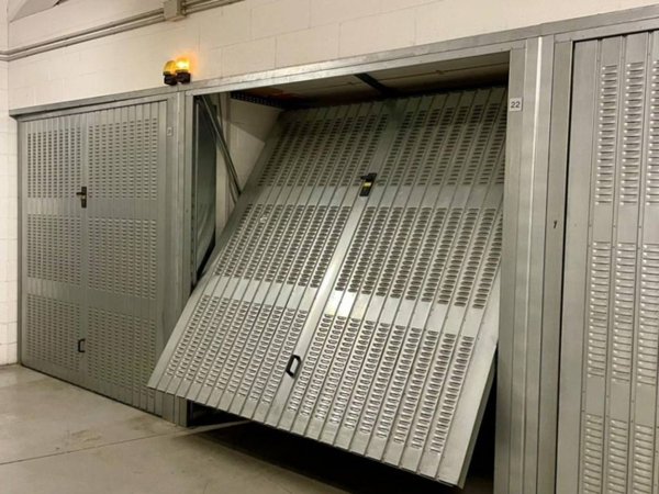 box auto in vendita a Torino in zona Lingotto