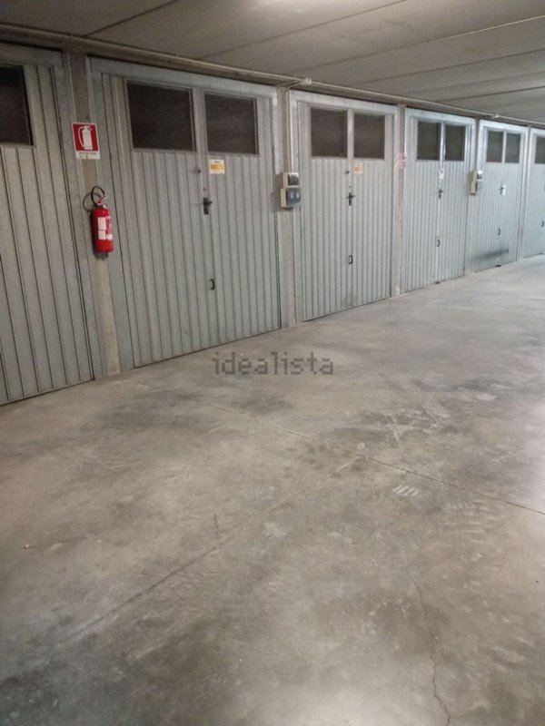 box auto in vendita a Torino in zona Lingotto