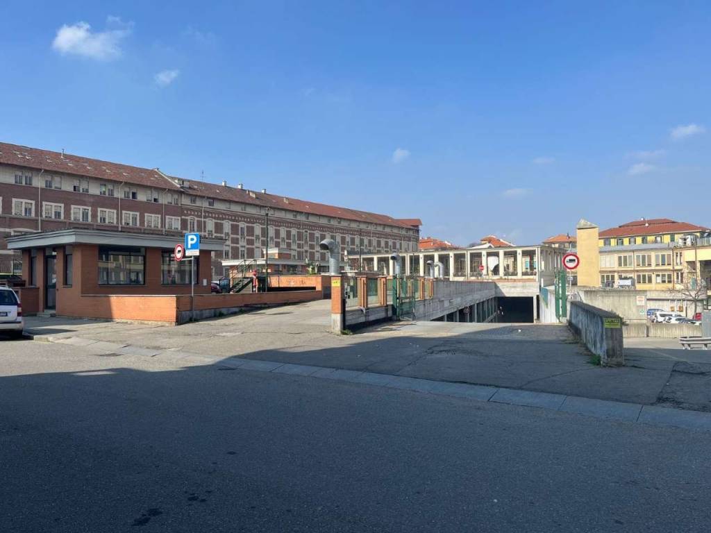 box auto in vendita a Torino in zona Borgo San Paolo