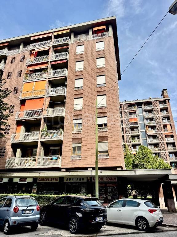 appartamento in vendita a Torino in zona Cenisia