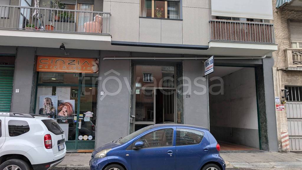 box auto in vendita a Torino in zona Lucento