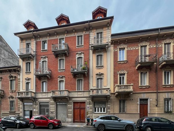 appartamento in vendita a Torino in zona Pozzo Strada