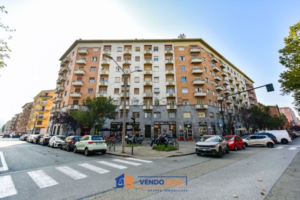 appartamento in vendita a Torino in zona Lingotto