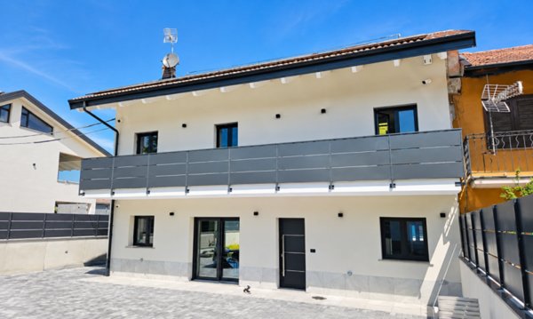 casa indipendente in vendita a Torino in zona Rebaudengo