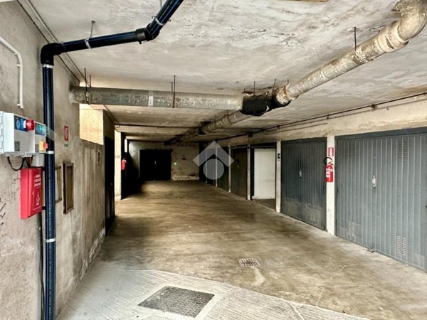 box auto in vendita a Torino in zona Borgata Vittoria