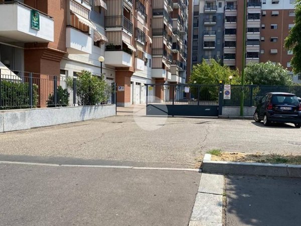 box auto in vendita a Torino in zona Borgo San Paolo