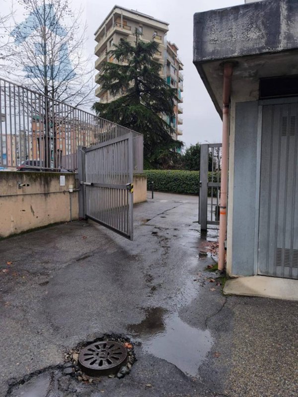 box auto in vendita a Torino in zona Madonna di Campagna