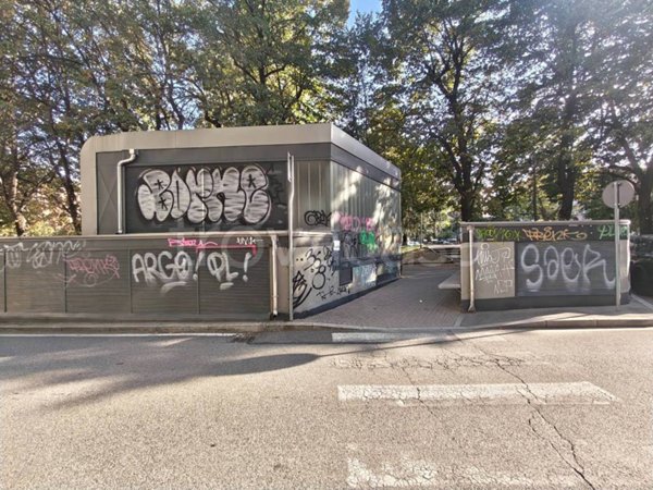 box auto in vendita a Torino in zona Cit Turin
