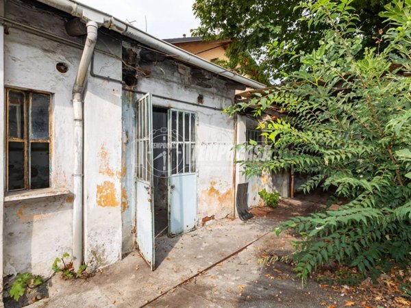 casa indipendente in vendita a Torino in zona Lucento