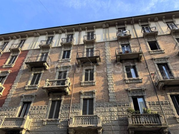 appartamento in vendita a Torino in zona Cenisia