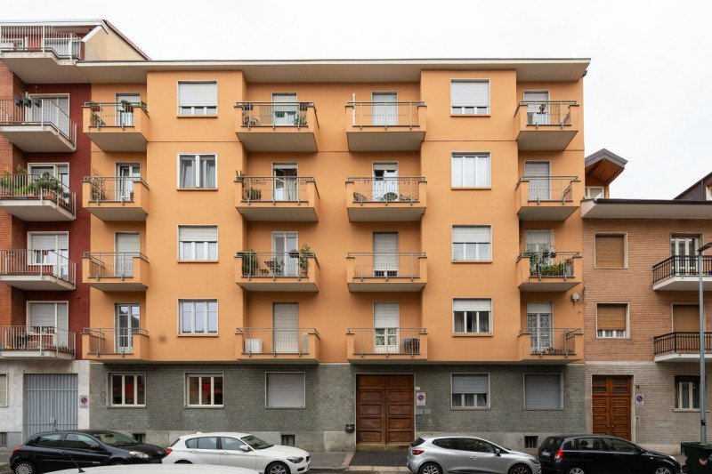 appartamento in vendita a Torino in zona Vanchiglietta