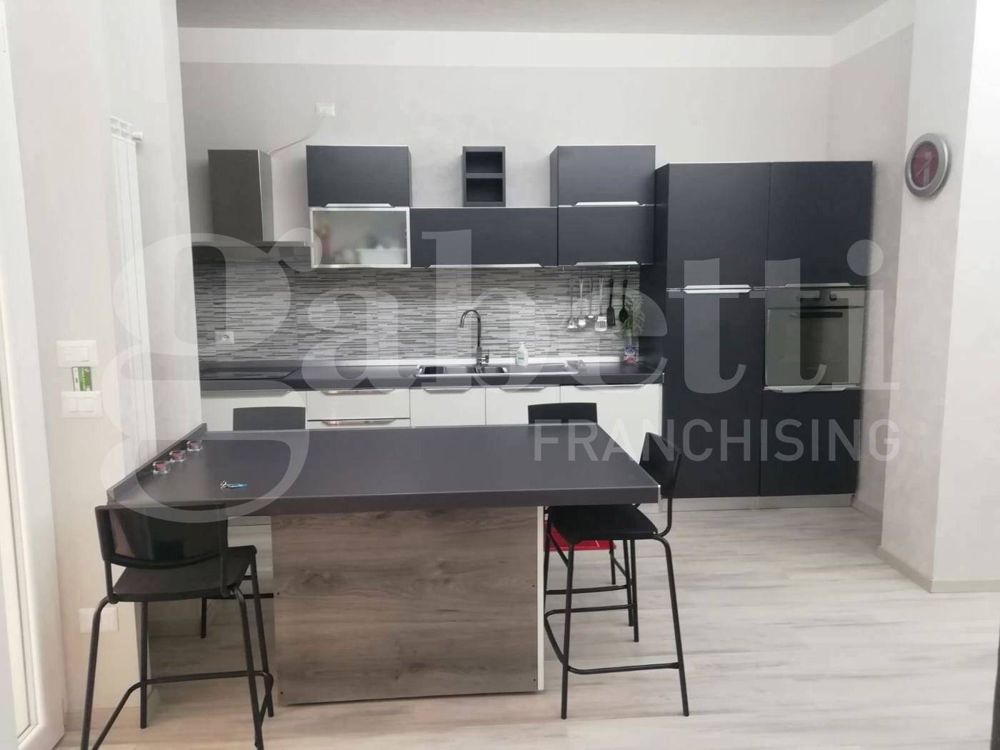 appartamento in vendita a Torino in zona Crocetta
