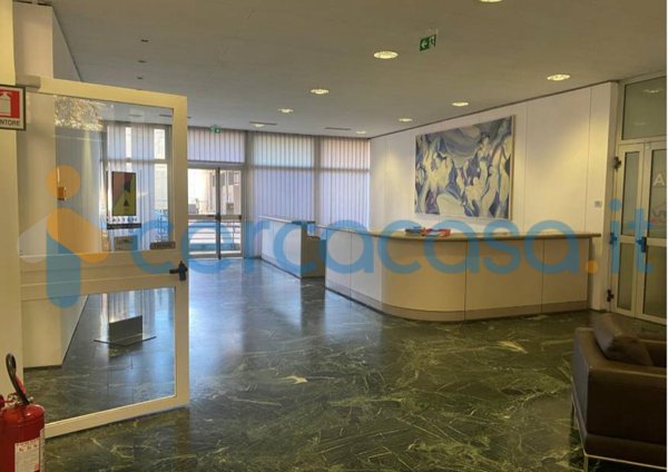 ufficio in vendita a Torino in zona Lingotto