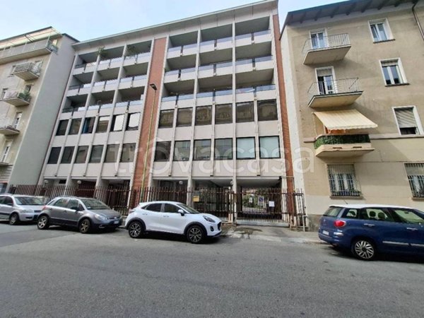 box auto in vendita a Torino in zona Parella