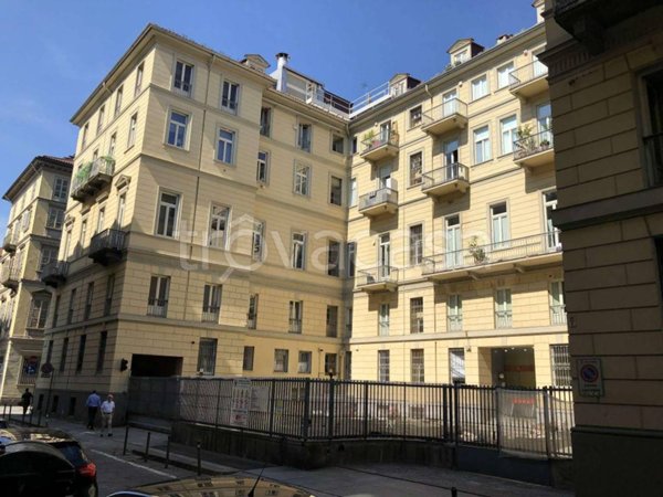 box auto in vendita a Torino in zona Centro Storico