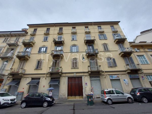 appartamento in vendita a Torino in zona Cenisia