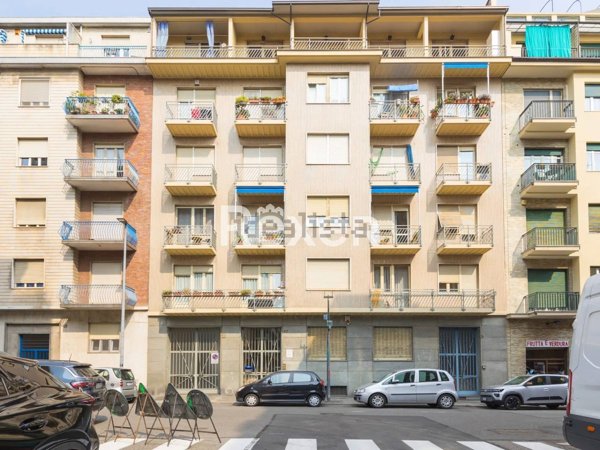 appartamento in vendita a Torino in zona Millefonti
