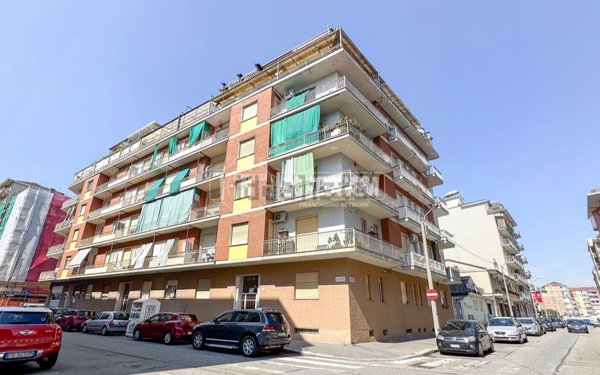 appartamento in vendita a Torino in zona Santa Rita