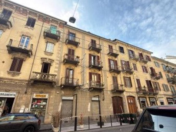 appartamento in vendita a Torino in zona Cenisia